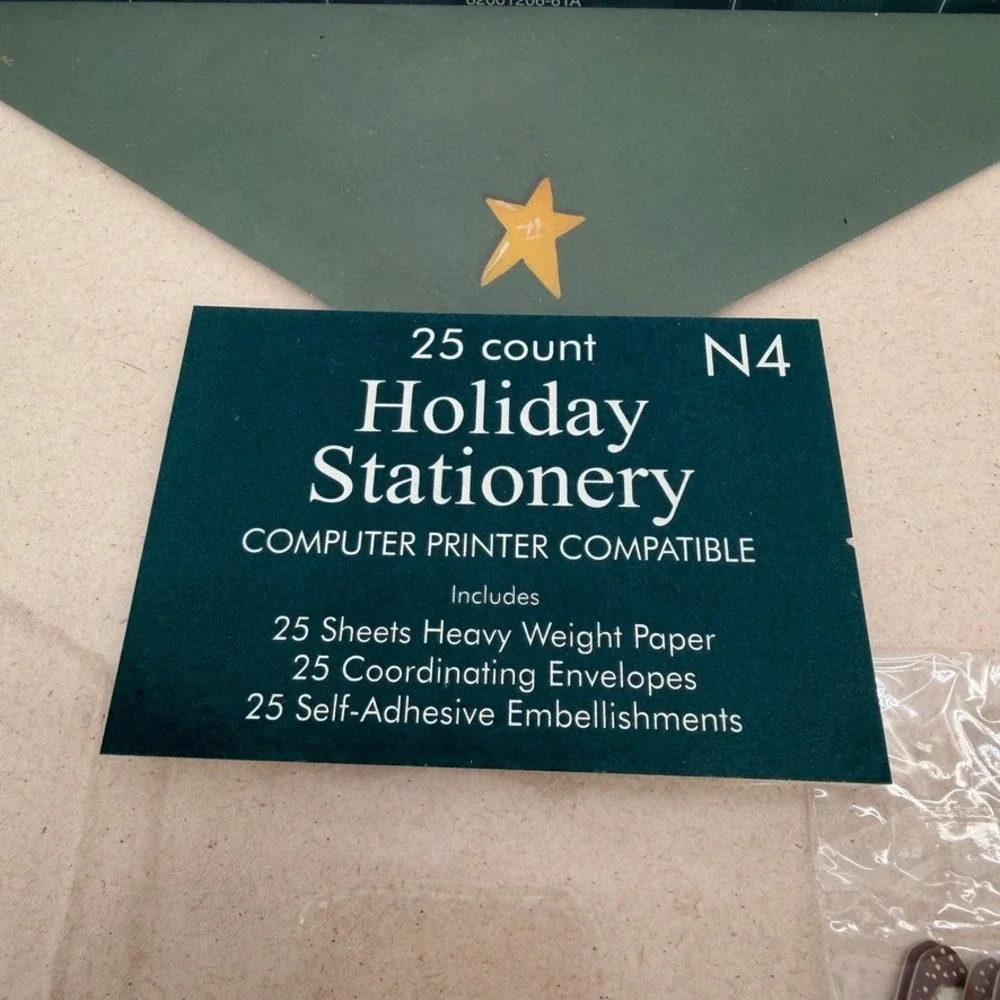 Holiday Stationery SET w/ Santa Embellishments & Envelopes Christmas Letter
